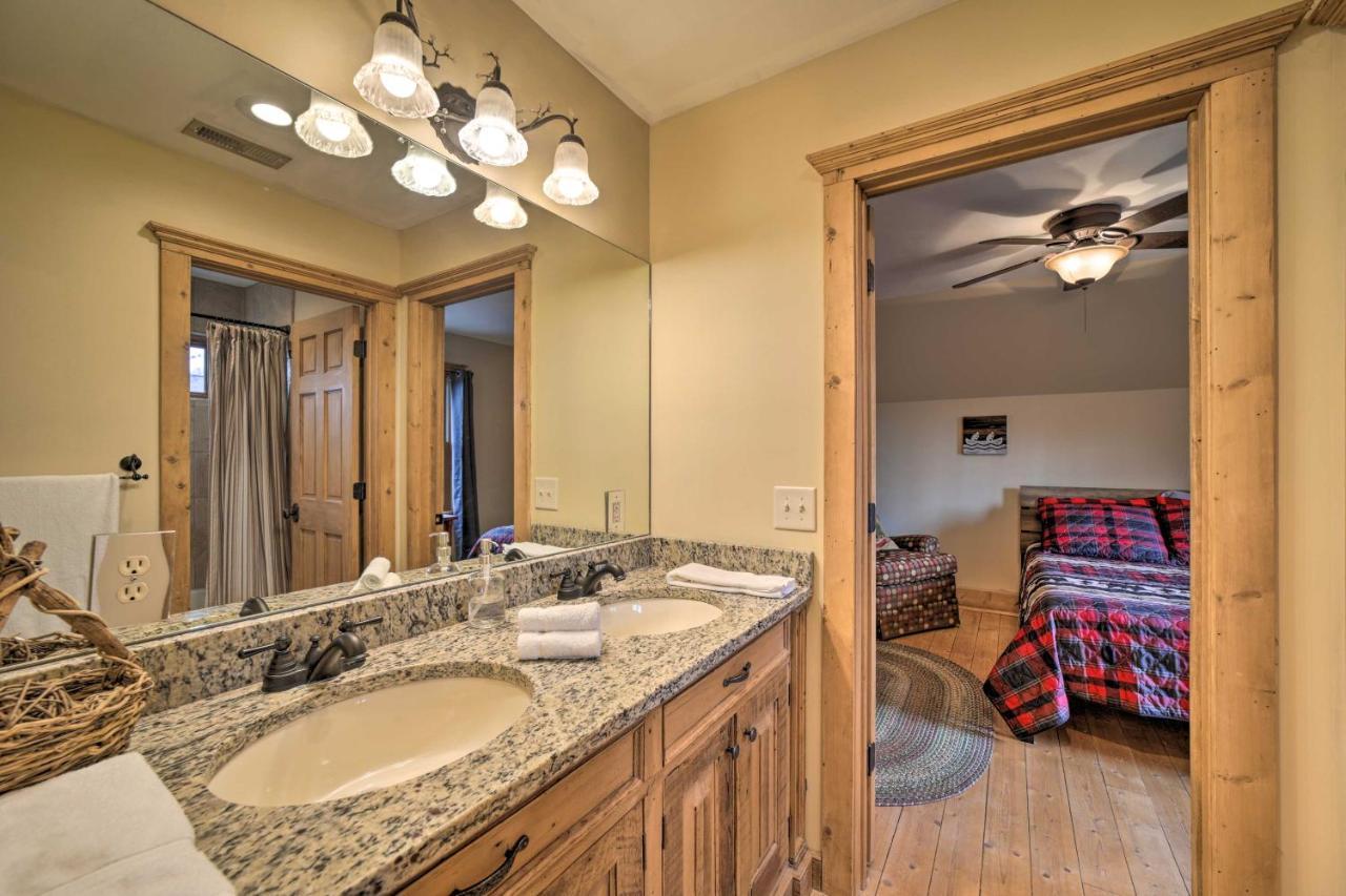 Luxury Cabin Rental In Franklin With Private Hot Tub Extérieur photo